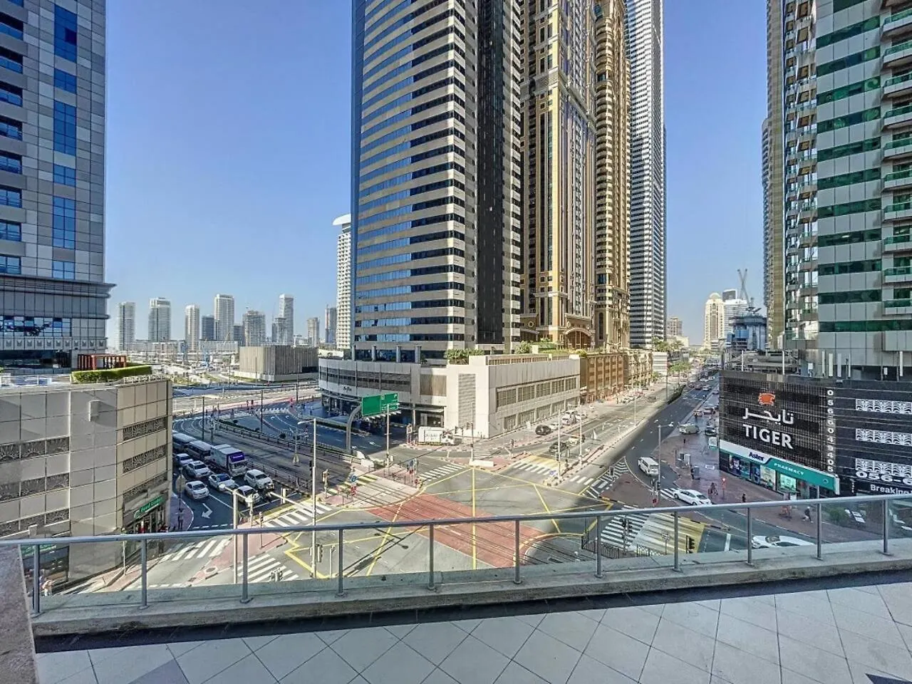 Torch Tower - One Bed With Skyline View In Marina Apartment Dubai